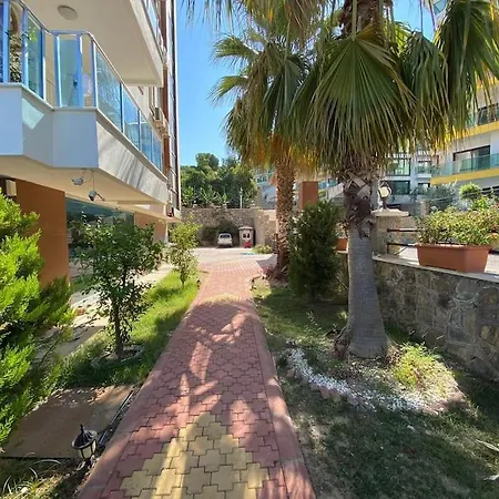 Denize Sifir Orman Manzarali 1+1 * Alanya